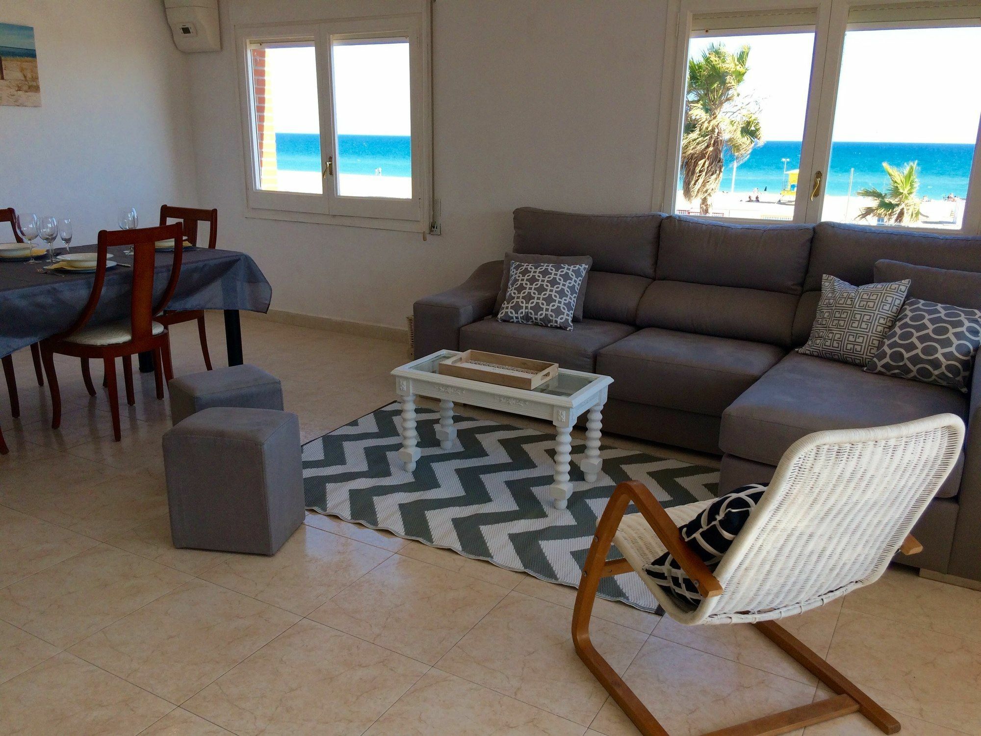 Apartmán Calaluz Be My Guest Castelldefels Exteriér fotografie